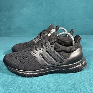 Adidas Ultra Boost Women’s 8.5 Triple Black Running Shoes Continental Primeknit